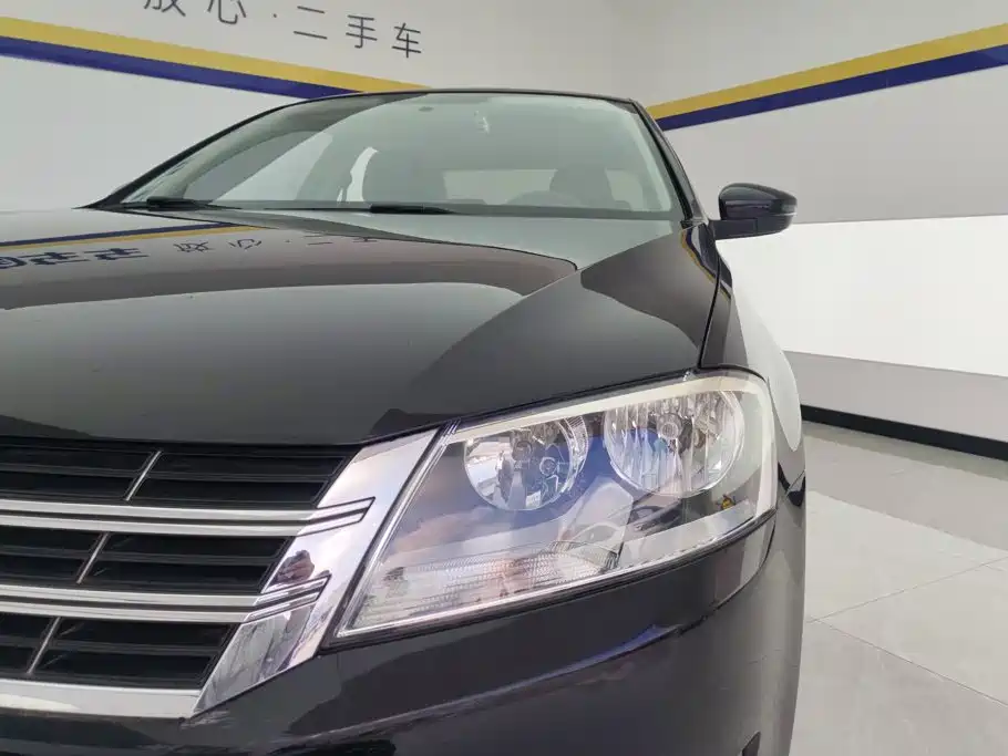 Volkswagen Lavida 2014