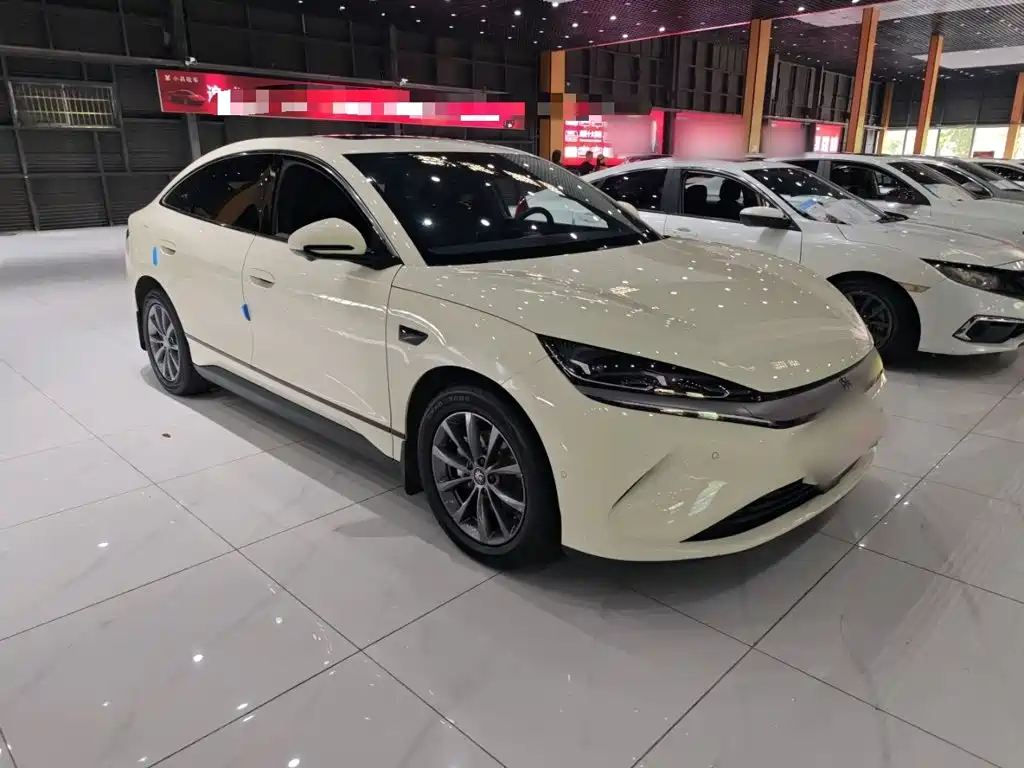BYD Qin L 2025 — фото 7