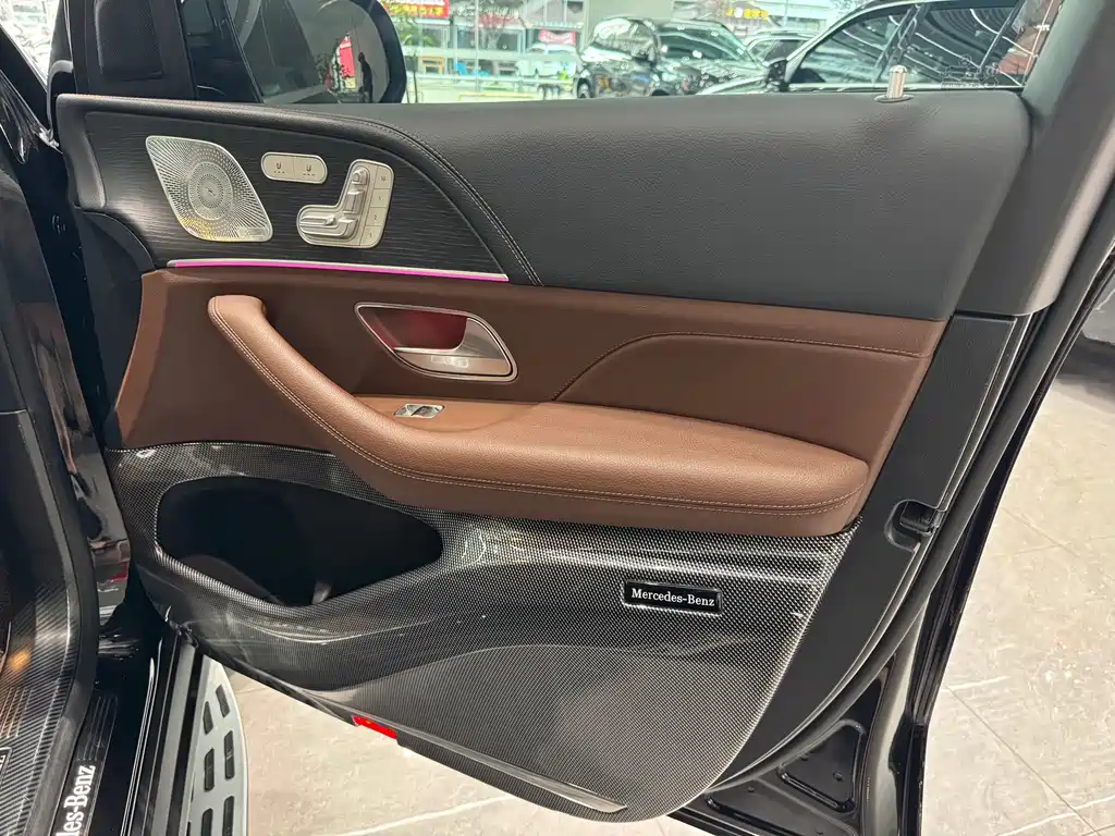 Mercedes-Benz GLS 2025 — фото 20
