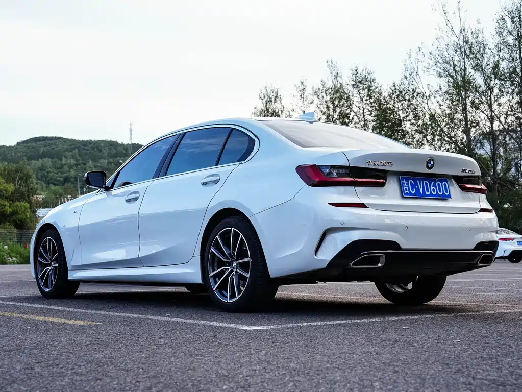 BMW 3 Series 2022