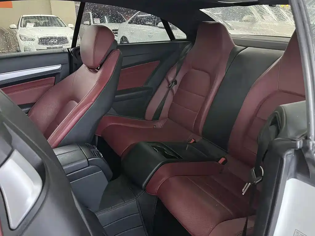 Mercedes-Benz E-Class 2015
