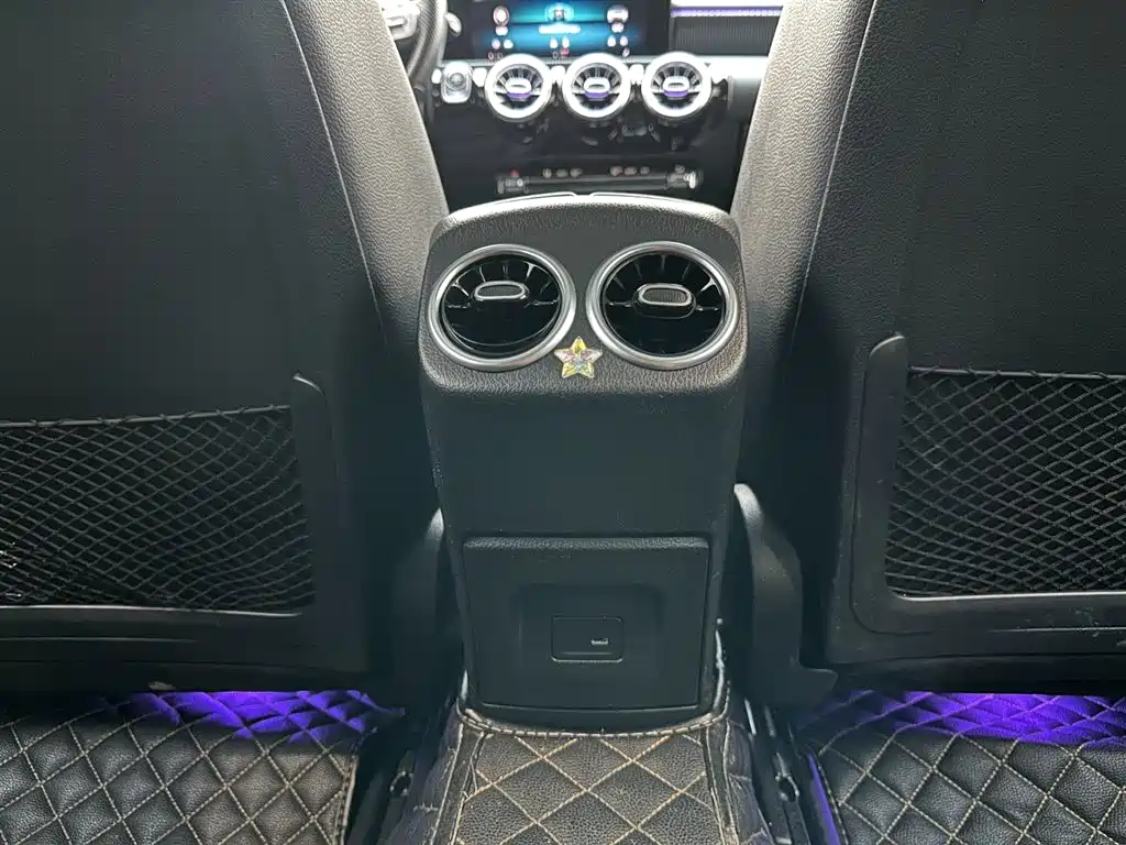 Mercedes-Benz A-Class 2021 — фото 17