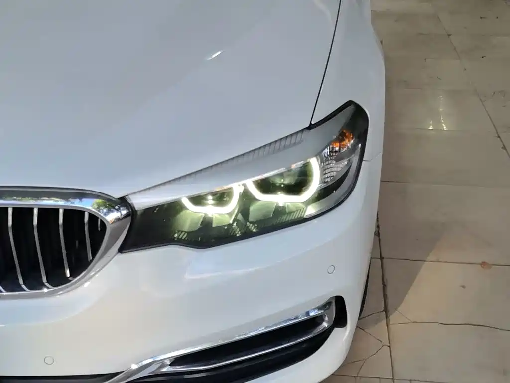 BMW 5 Series 2019