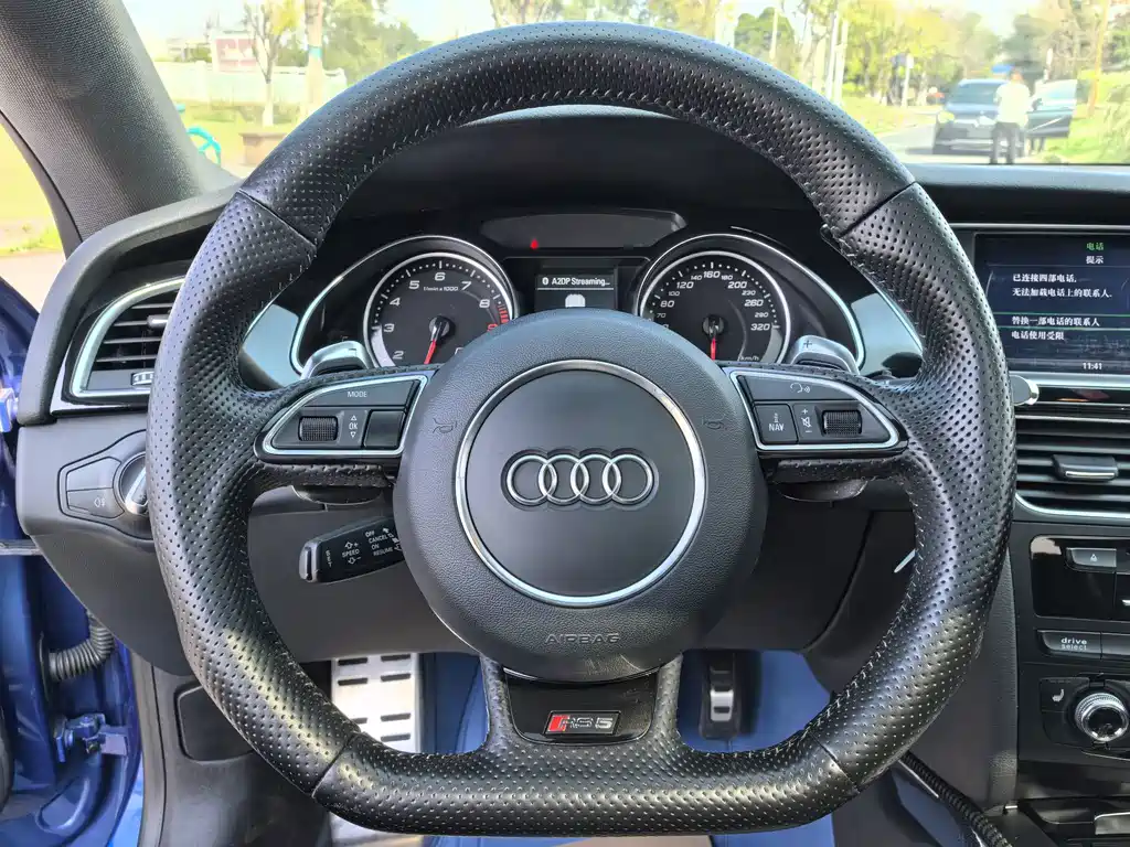 Audi RS 5 2015 — фото 10