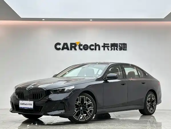 BMW 5 Series 2026