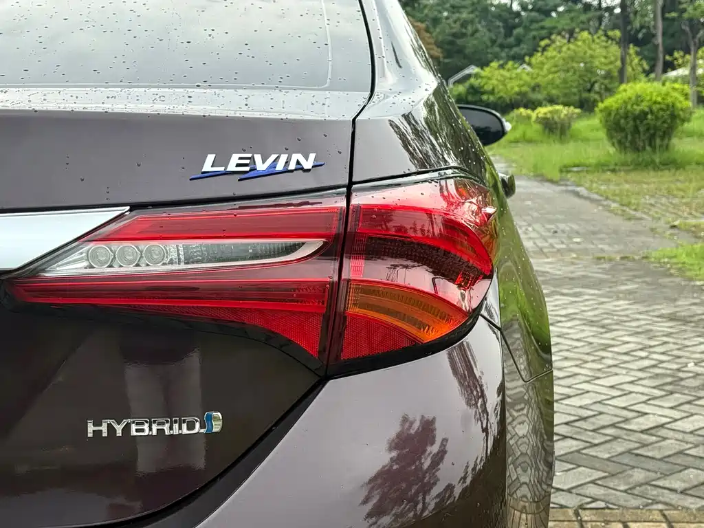 Toyota Levin 2017 — фото 8