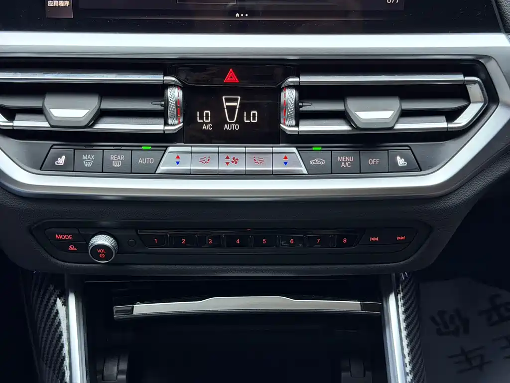BMW 3 Series 2022 — фото 13