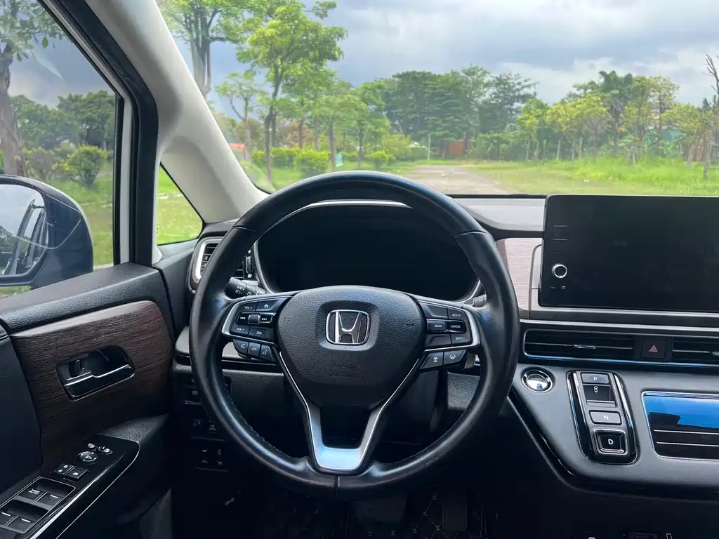 Honda Odyssey 2023 — фото 10