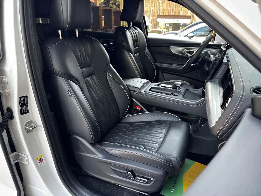 GAC Motor Trumpchi GS8 2023 — фото 19