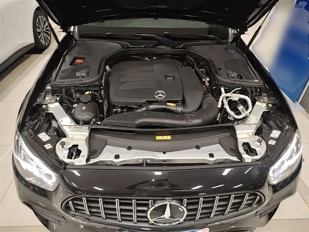 Mercedes-Benz E-Class 2021 — фото 20