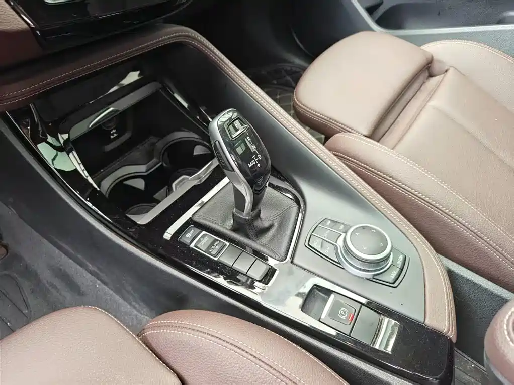 BMW X1 2020 — фото 4