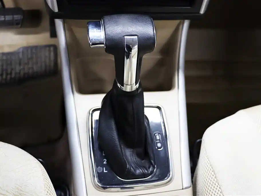 BAIC Motor E Series 2014 — фото 15
