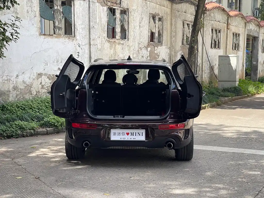 MINI Clubman 2016