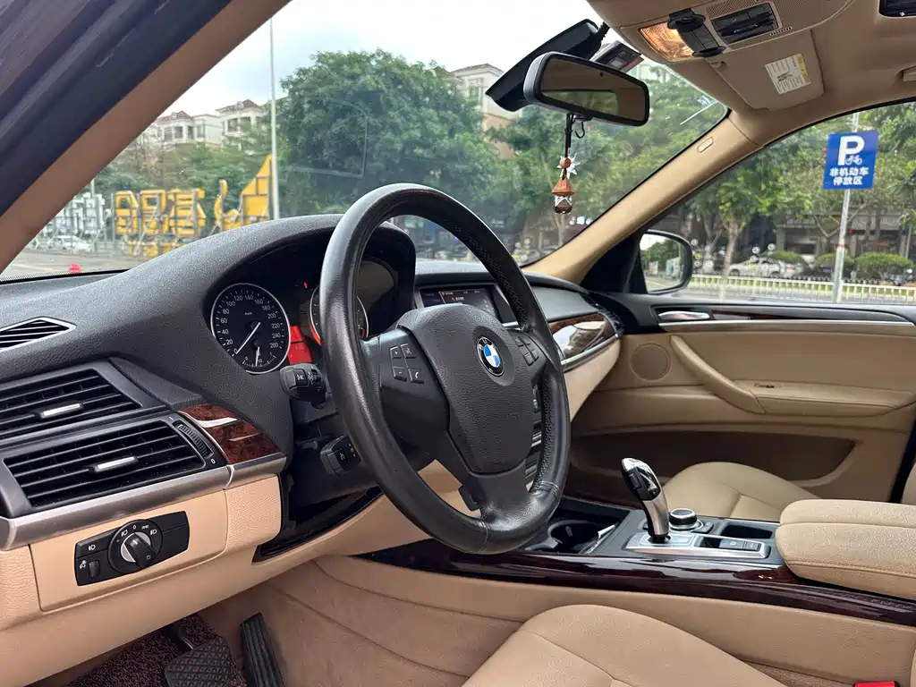 BMW X5 2013 — фото 12