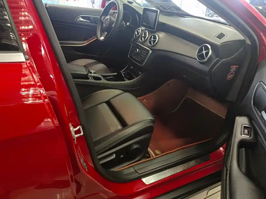 Mercedes-Benz GLA 2017 — фото 8