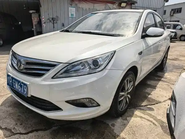 Changan Eado 2015