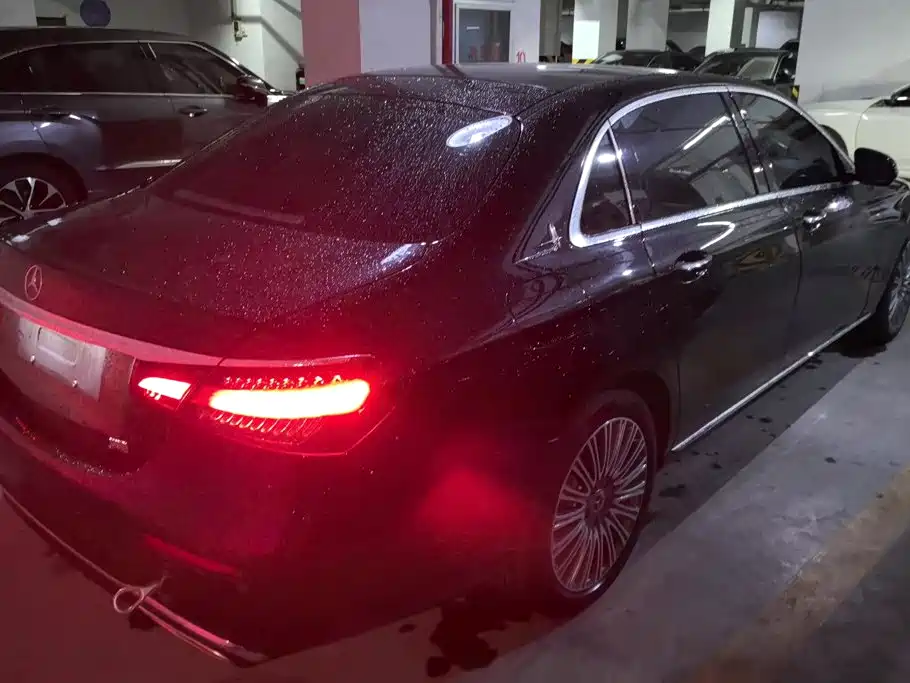 Mercedes-Benz E-Class 2023