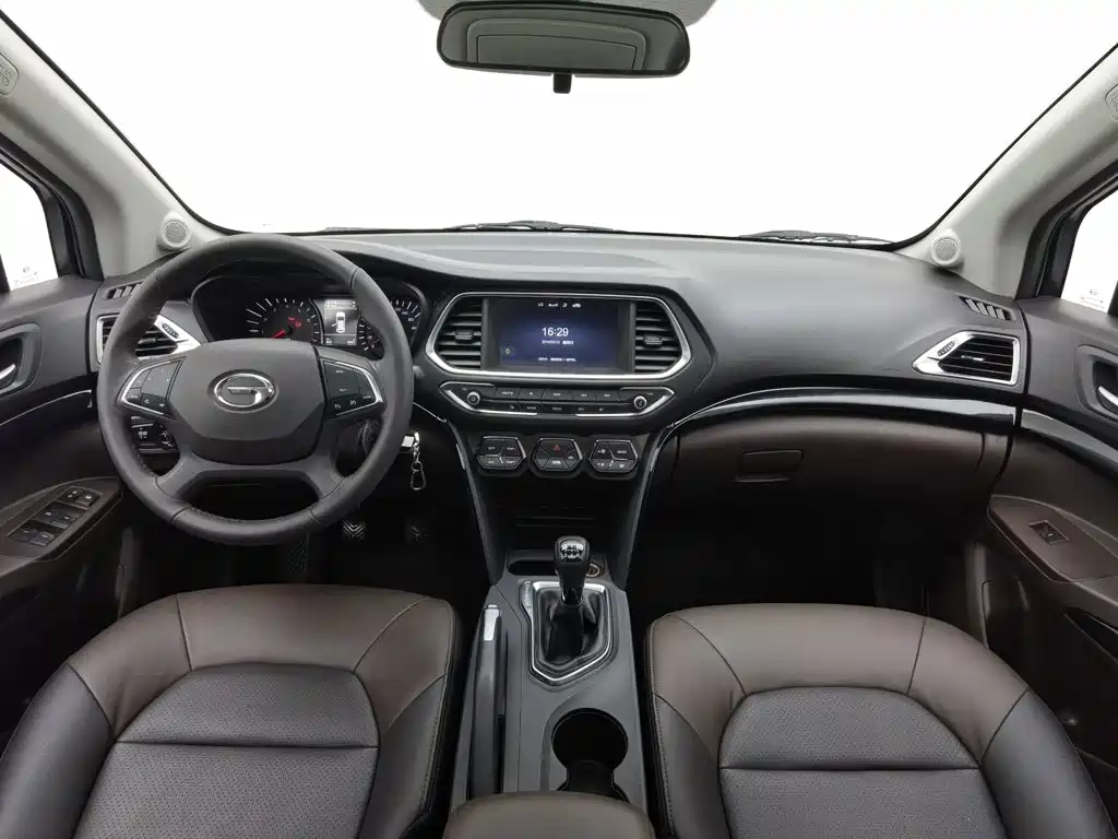 GAC Trumpchi GS4 2016 — фото 5