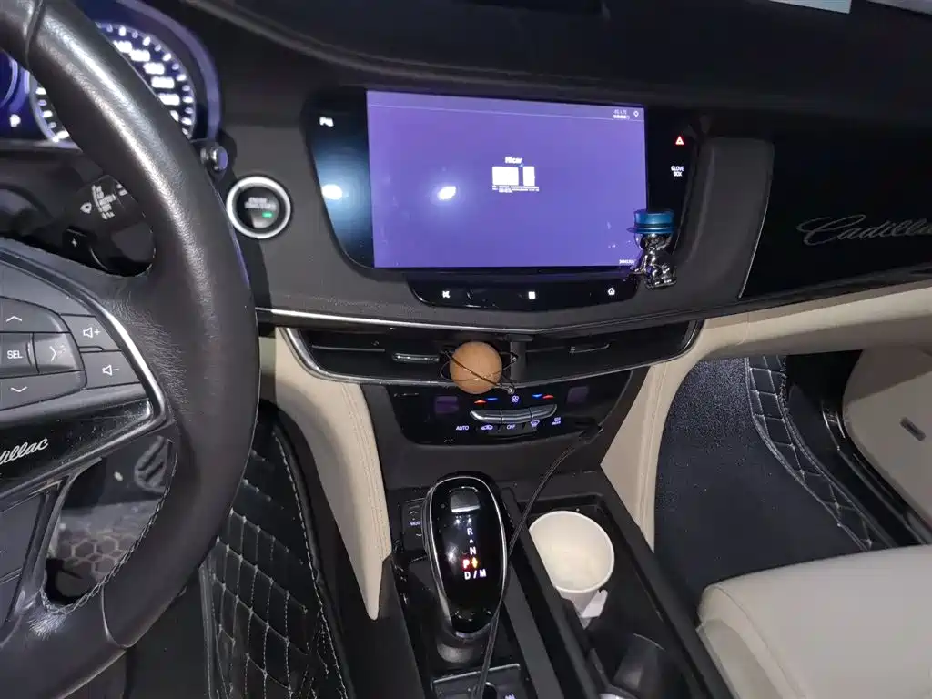 Cadillac CT6 2020 — фото 10