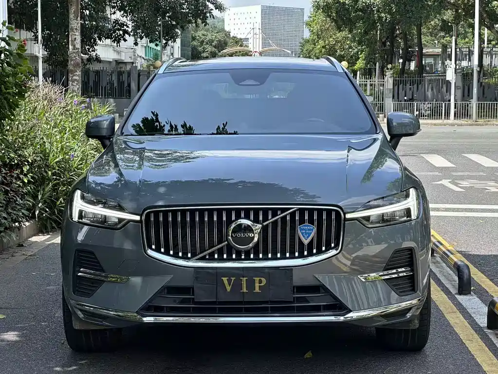 Volvo XC60 2021 — фото 2