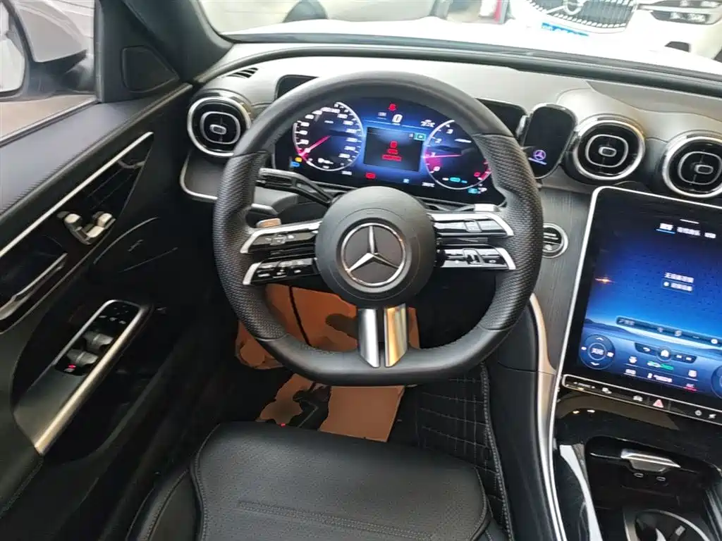 Mercedes-Benz C-Class 2022 — фото 11