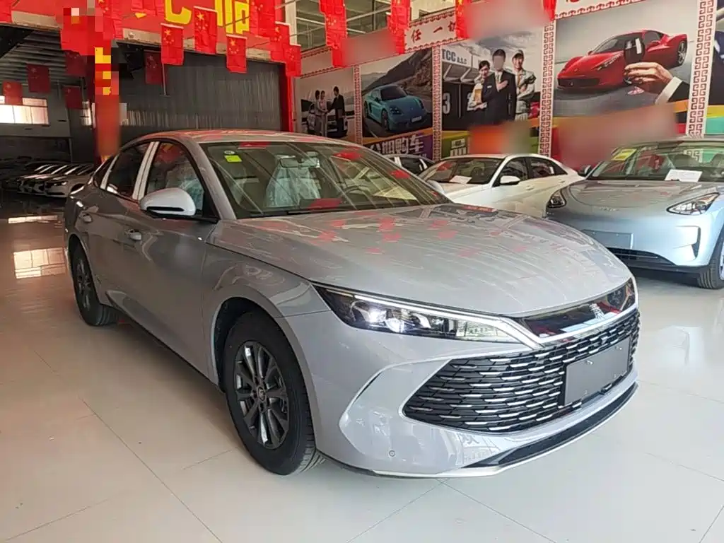 BYD Qin L 2026 — фото 22