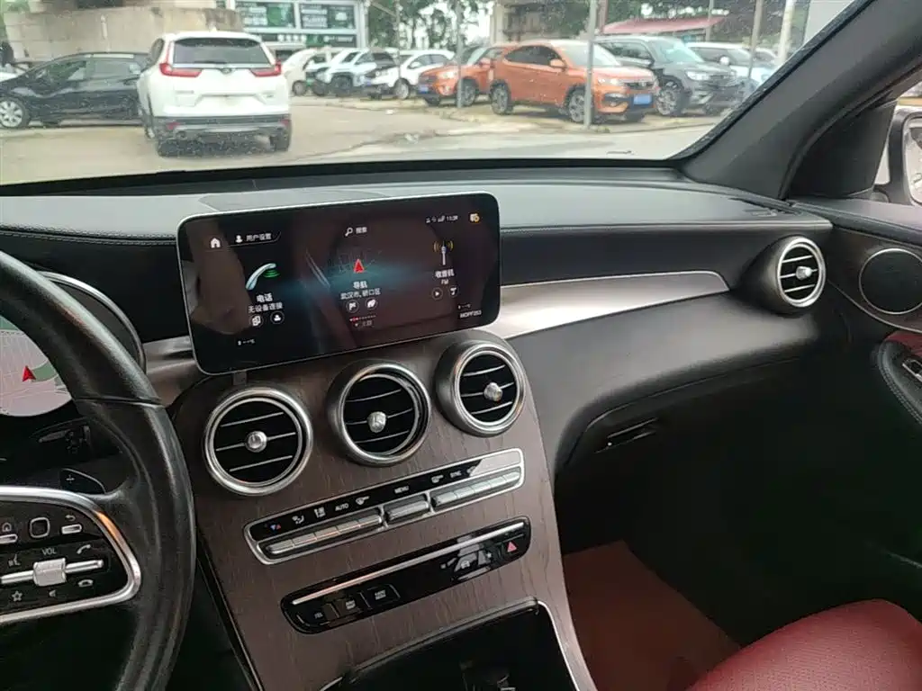 Mercedes-Benz GLC 2020 — фото 10