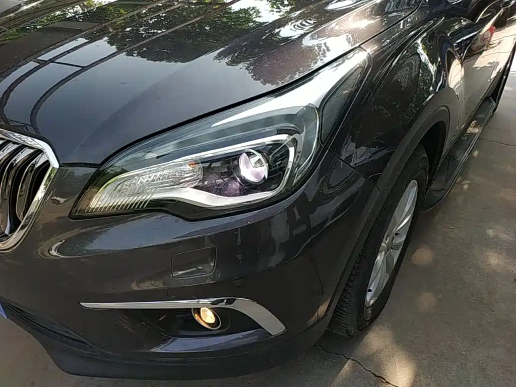 Buick Envision Plus 2017 — фото 24