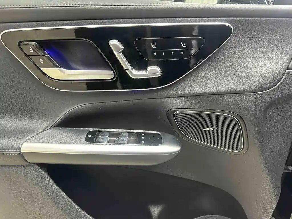 Mercedes-Benz GLC 2023 — фото 12