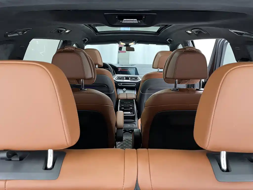 BMW X7 2021 — фото 12