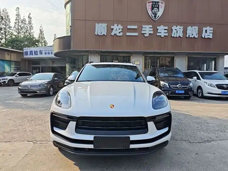 Porsche Macan 2026