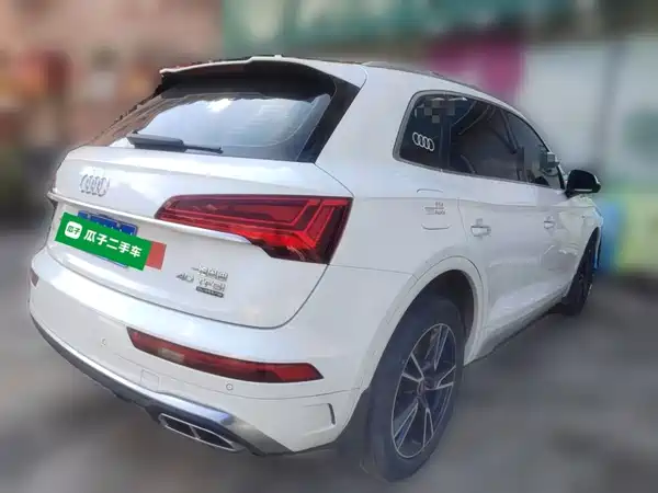 Audi Q5L 2021