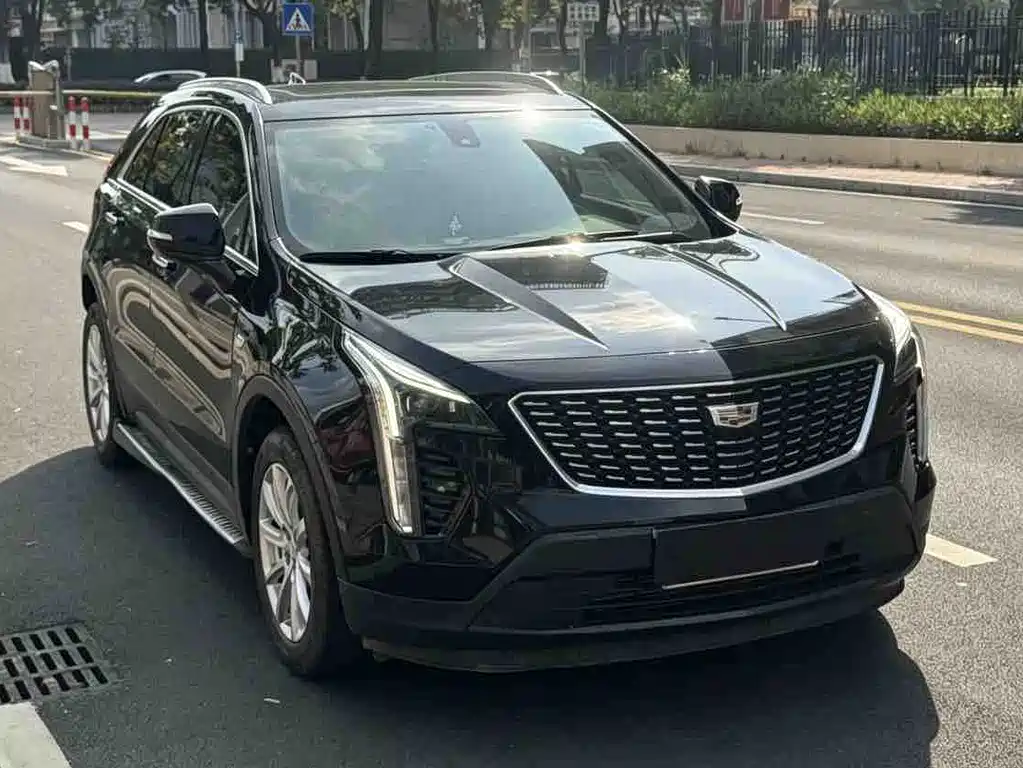 Cadillac XT4 2022 — фото 3