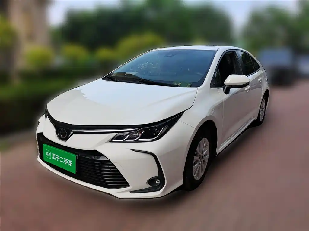 Toyota Corolla 2020 — фото 2
