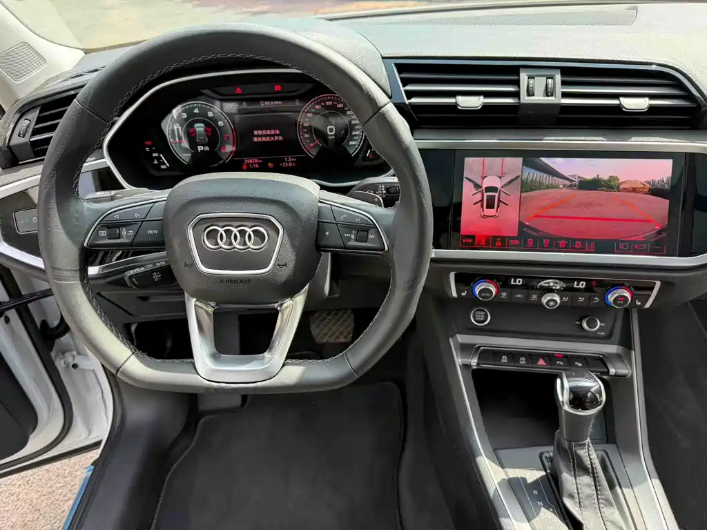 Audi Q3 2022