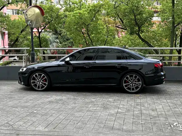 Audi S4 2022