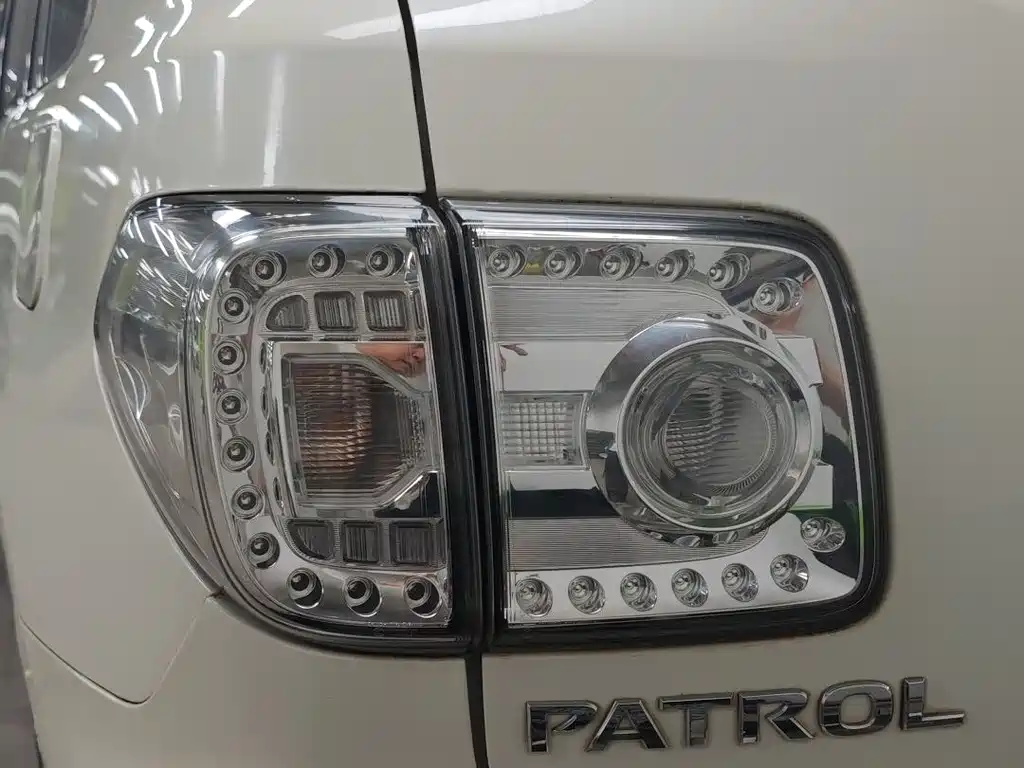 Nissan Patrol 2018 — фото 5