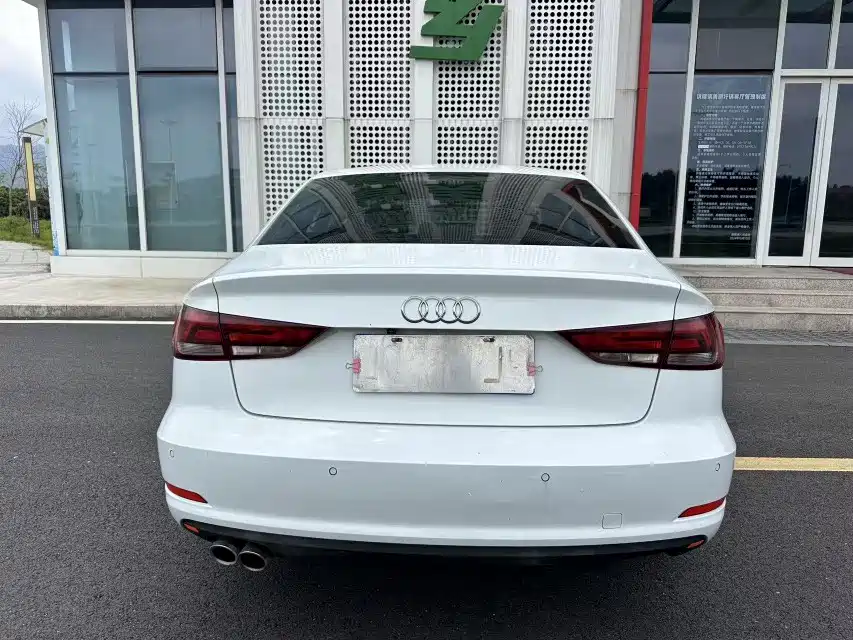 Audi A3 2017 — фото 27
