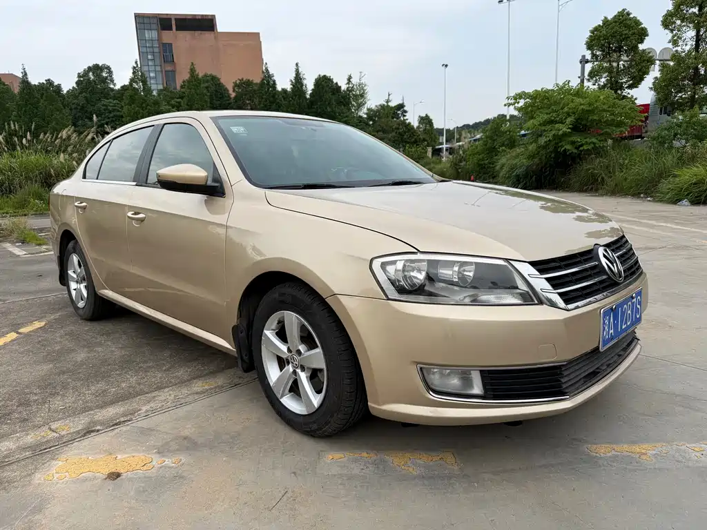 Volkswagen Lavida 2013