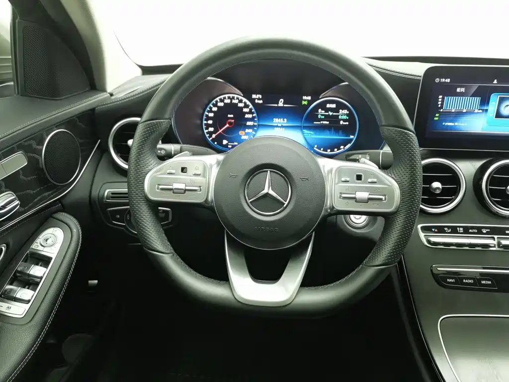 Mercedes-Benz C-Class 2020 — фото 11