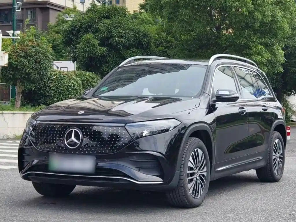 Mercedes-Benz EQB 2026