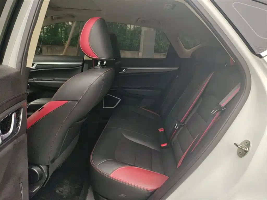Geely Emgrand GS 2021 — фото 17