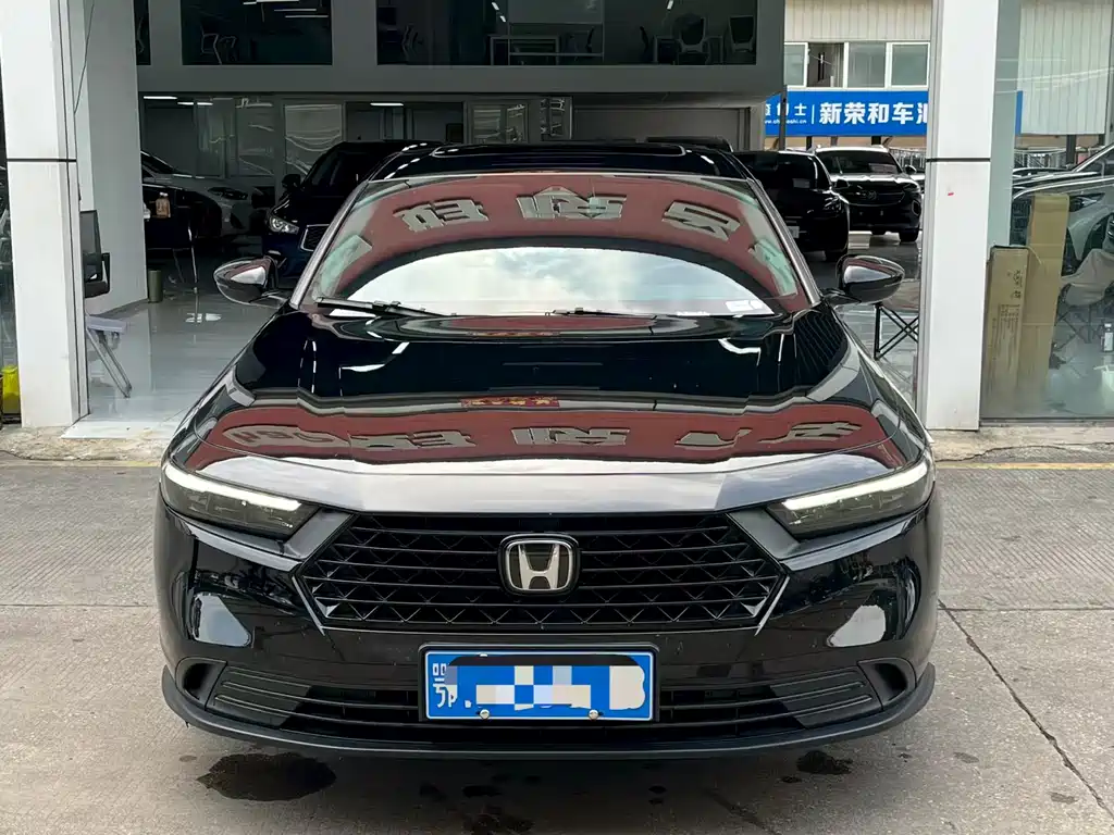 Honda Accord 2025 — фото 2