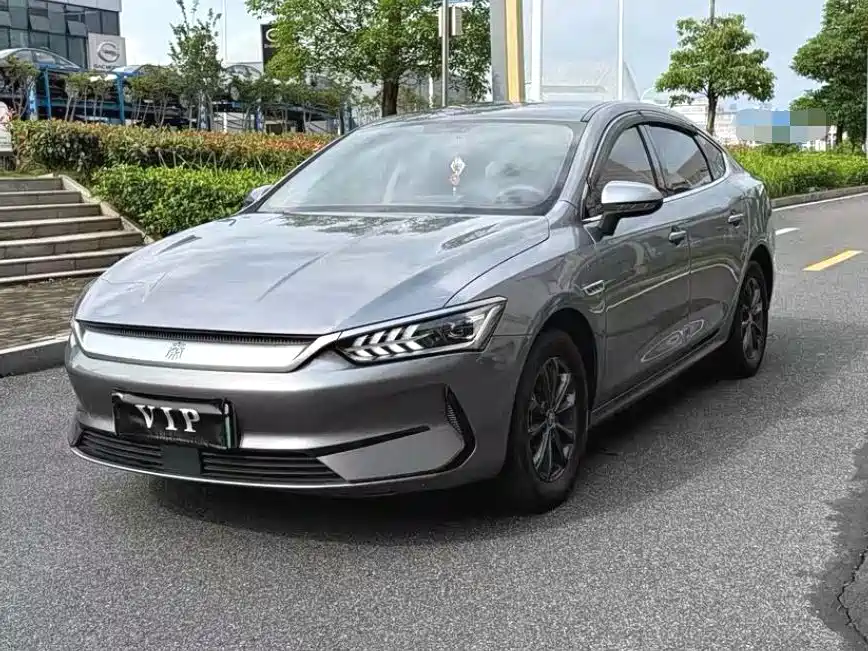 BYD Qin PLUS 2022 — фото 1
