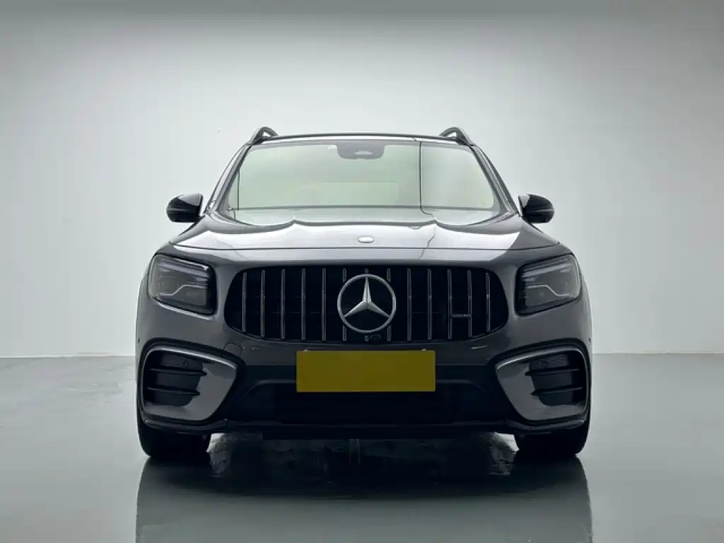 Mercedes-Benz GLB AMG 2025 — фото 2