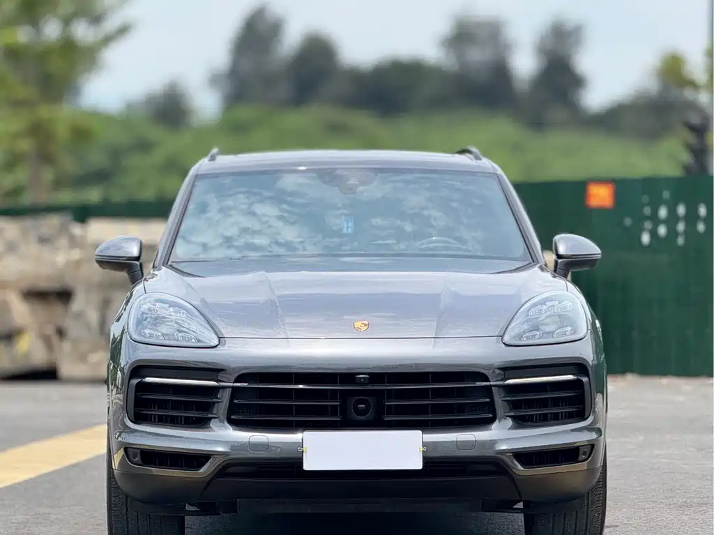 Porsche Cayenne 2021 — фото 2
