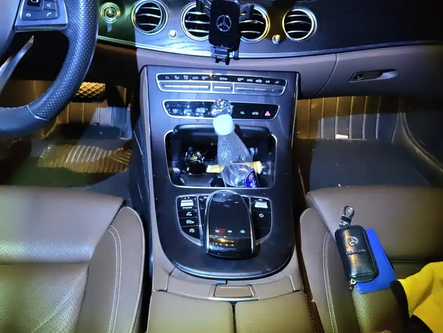 Mercedes-Benz E-Class 2018 — фото 16