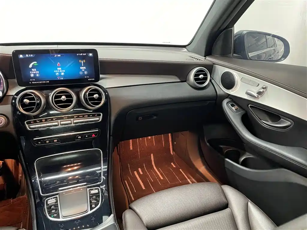 Mercedes-Benz GLC 2022 — фото 22
