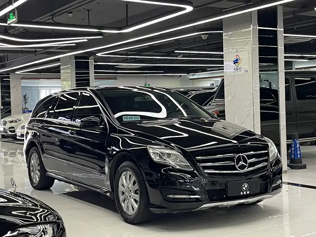 Mercedes-Benz R-Class 2017 — фото 3