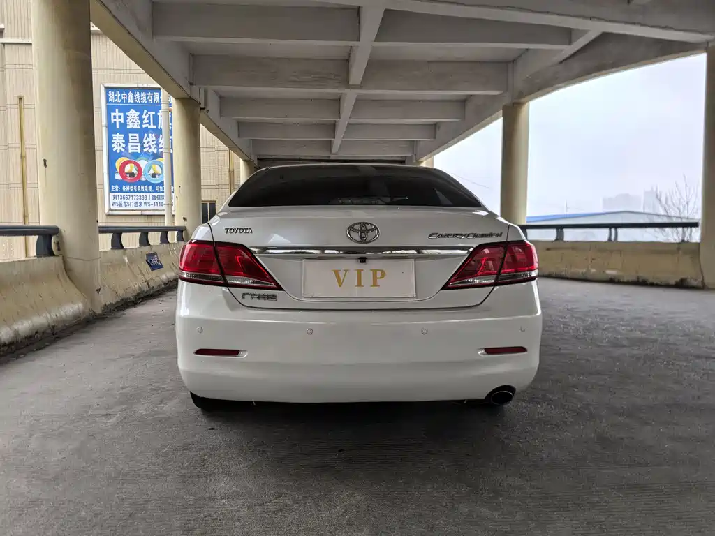 Toyota Camry 2013 — фото 38